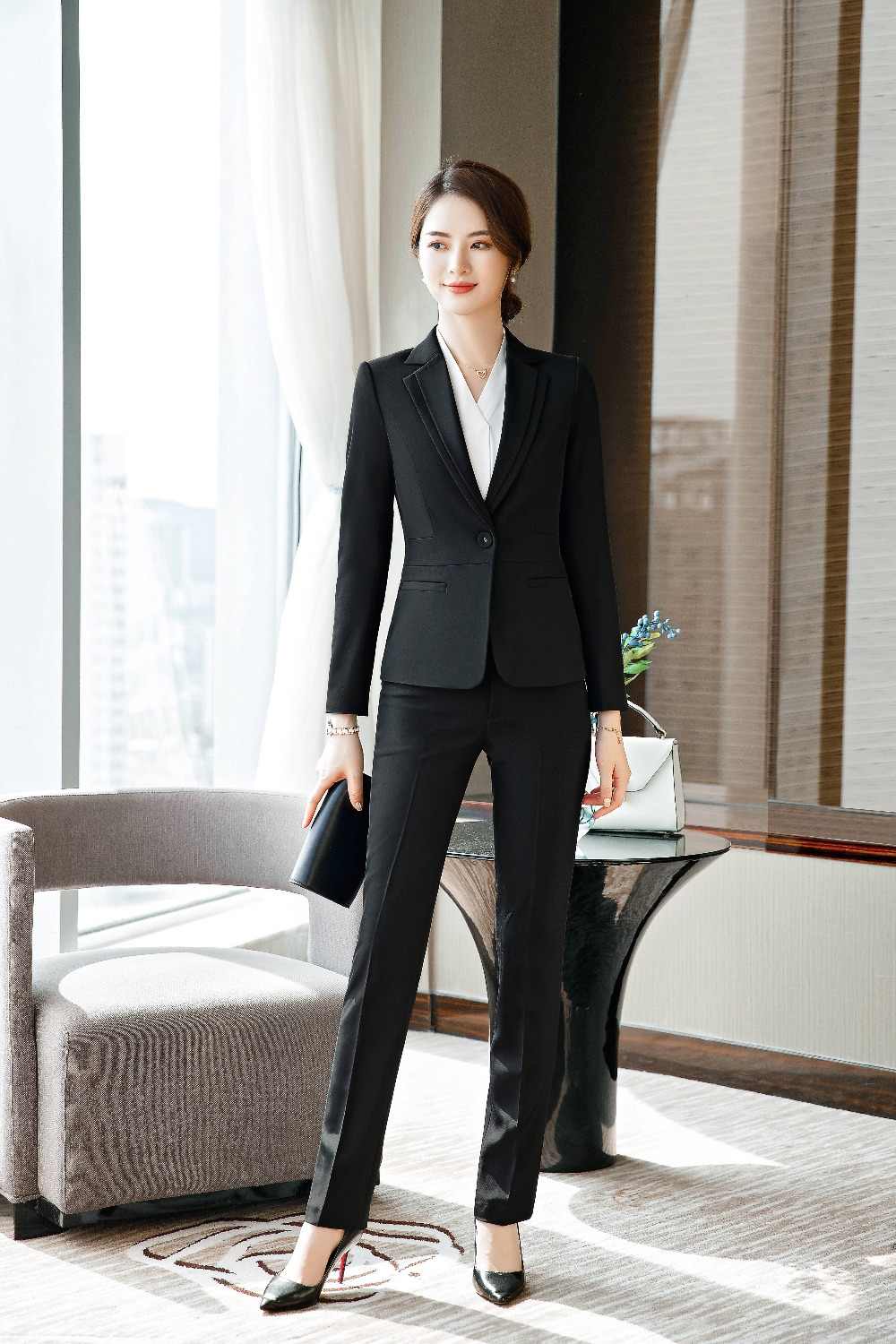 Traje formal de negocios para mujeres